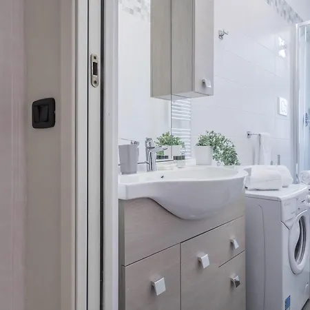 Joivy Elegant 1-br Flat Next To Lejlighed Milano